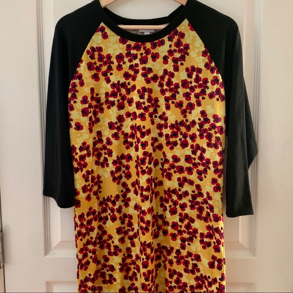 Lularoe Xl Randy tee yellow with magenta flowers